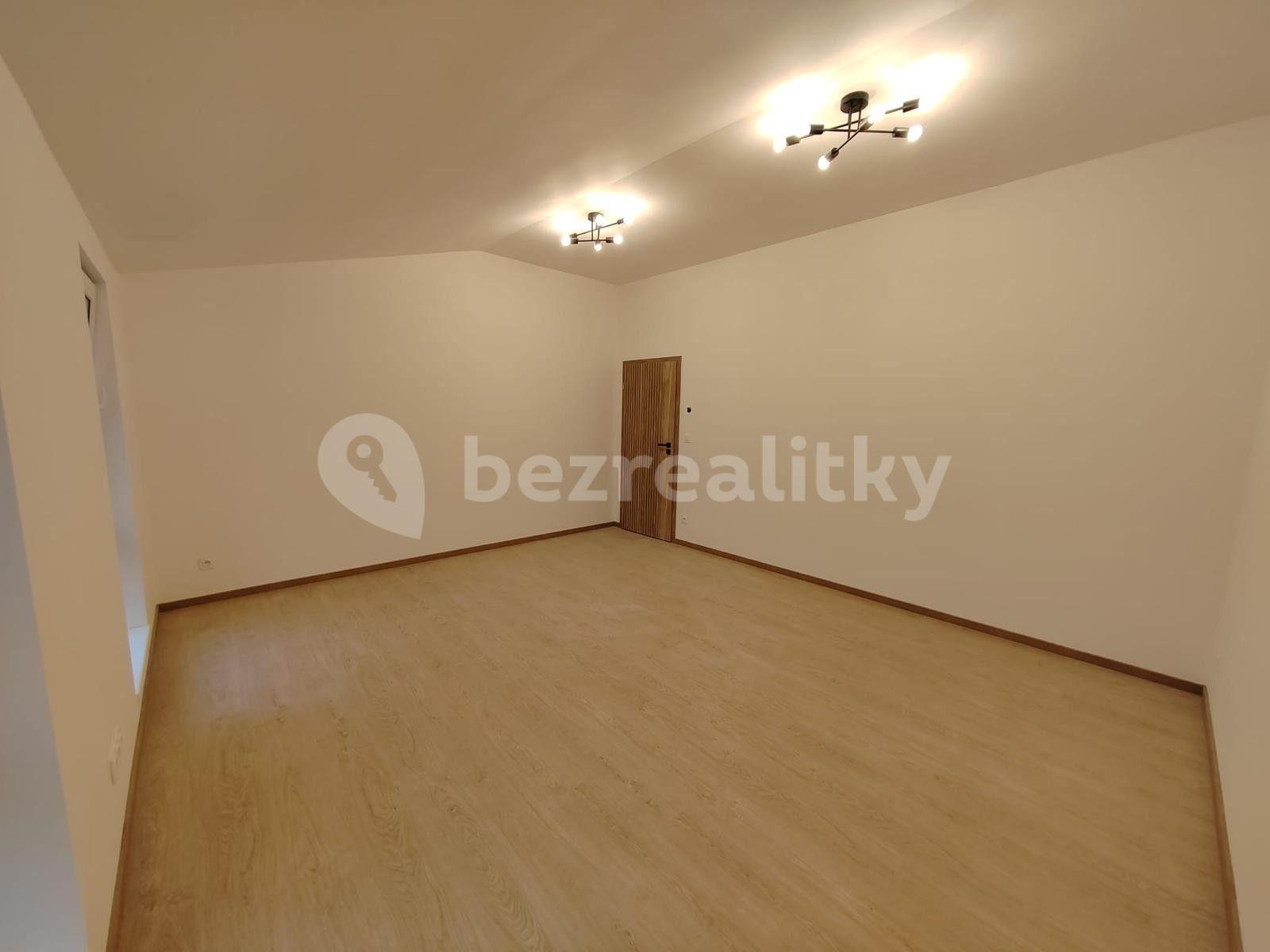 Predaj domu 196 m², pozemek 879 m², U Lesíka, Nová Ves, Středočeský kraj