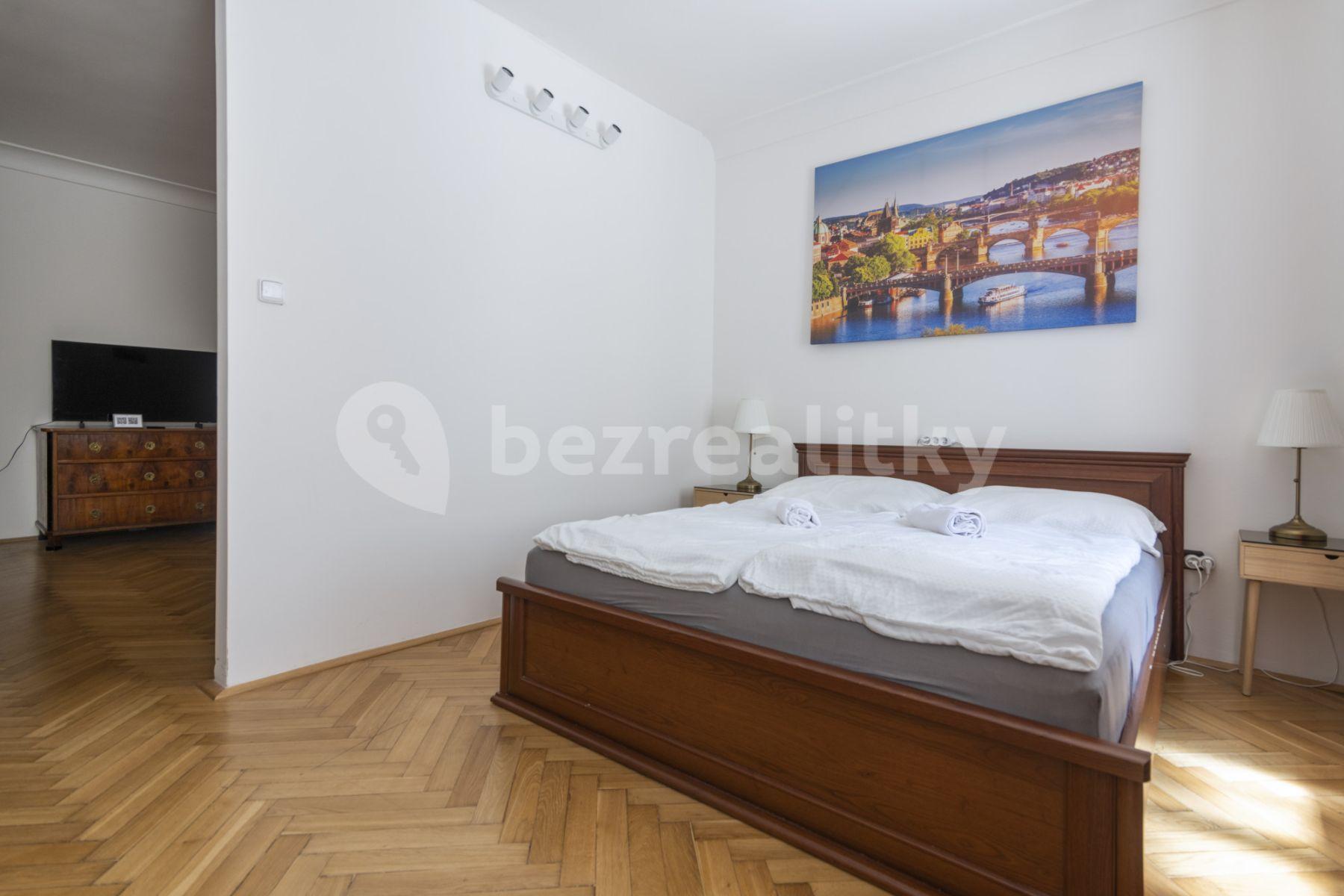 Prenájom bytu 2-izbový 40 m², Šporkova, Praha, Praha