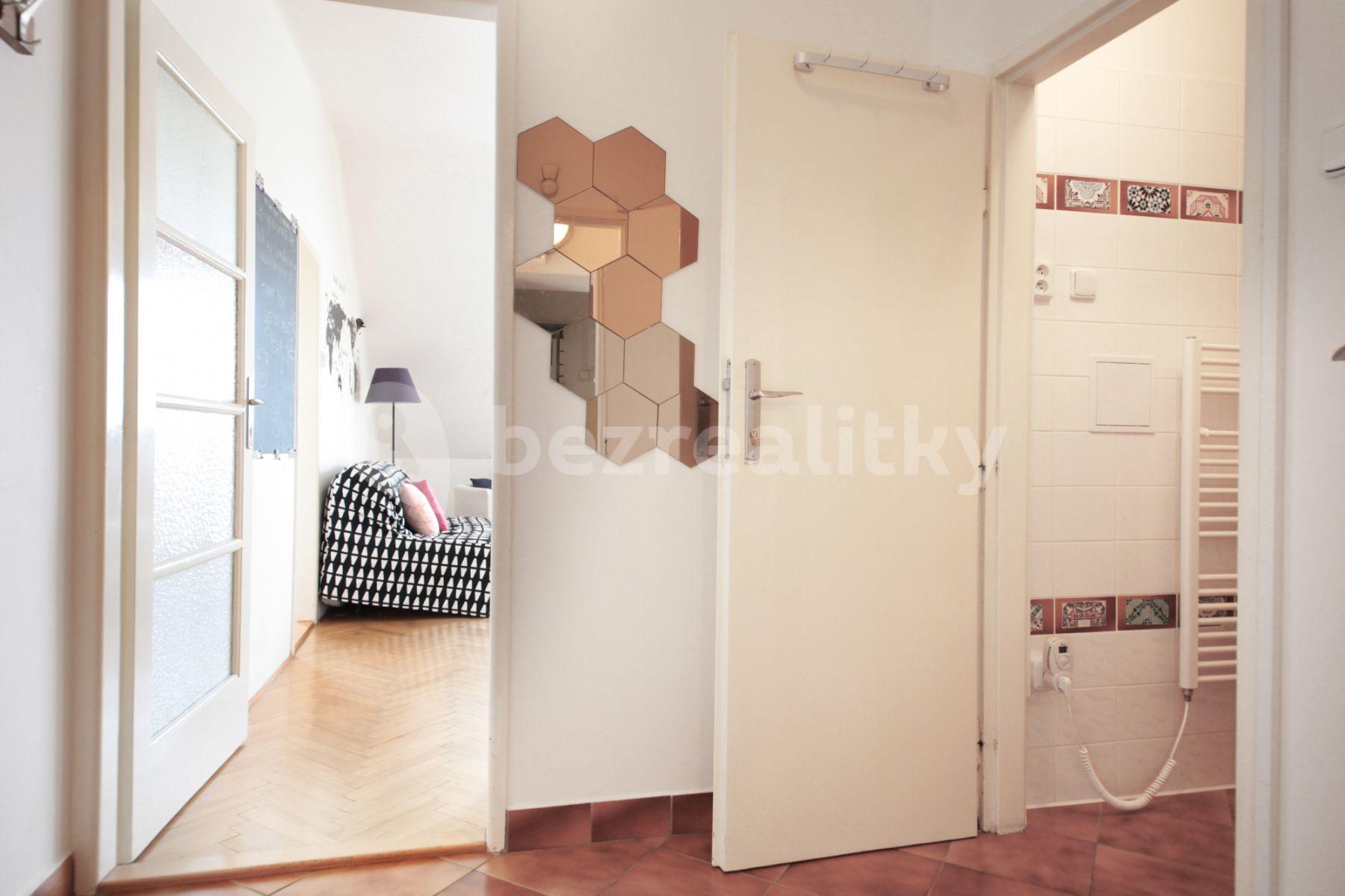 Prenájom bytu 2-izbový 87 m², náměstí Před Bateriemi, Praha, Praha