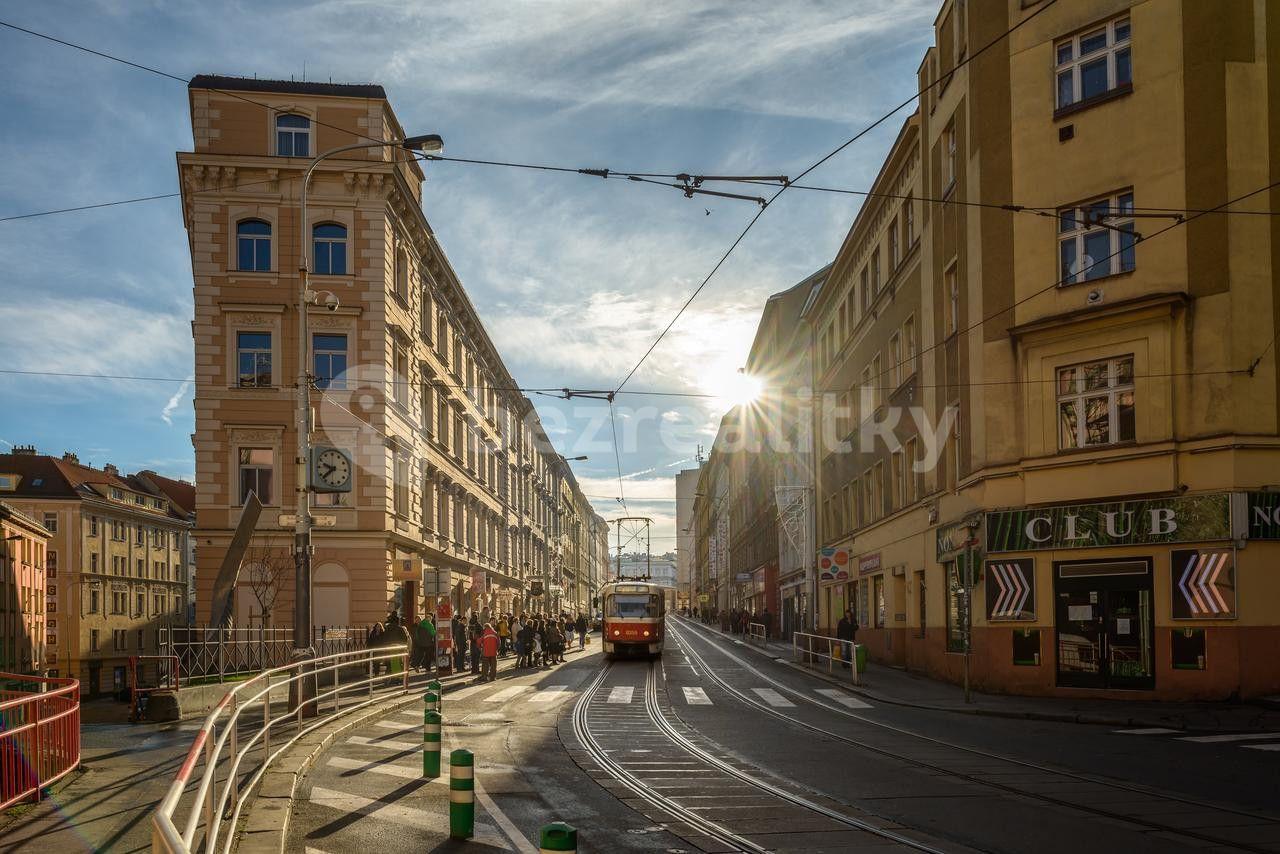 Prenájom bytu 2-izbový 50 m², Čajkovského, Praha, Praha