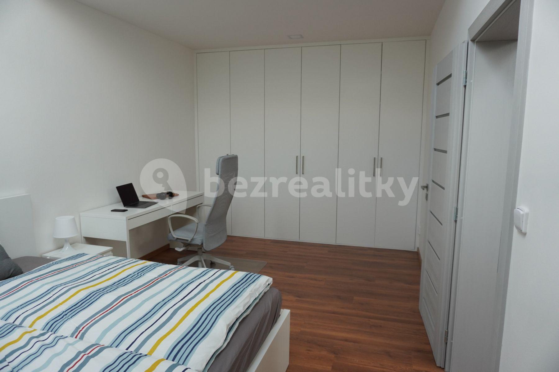 Prenájom bytu 2-izbový 90 m², Bezručova, Brno, Jihomoravský kraj