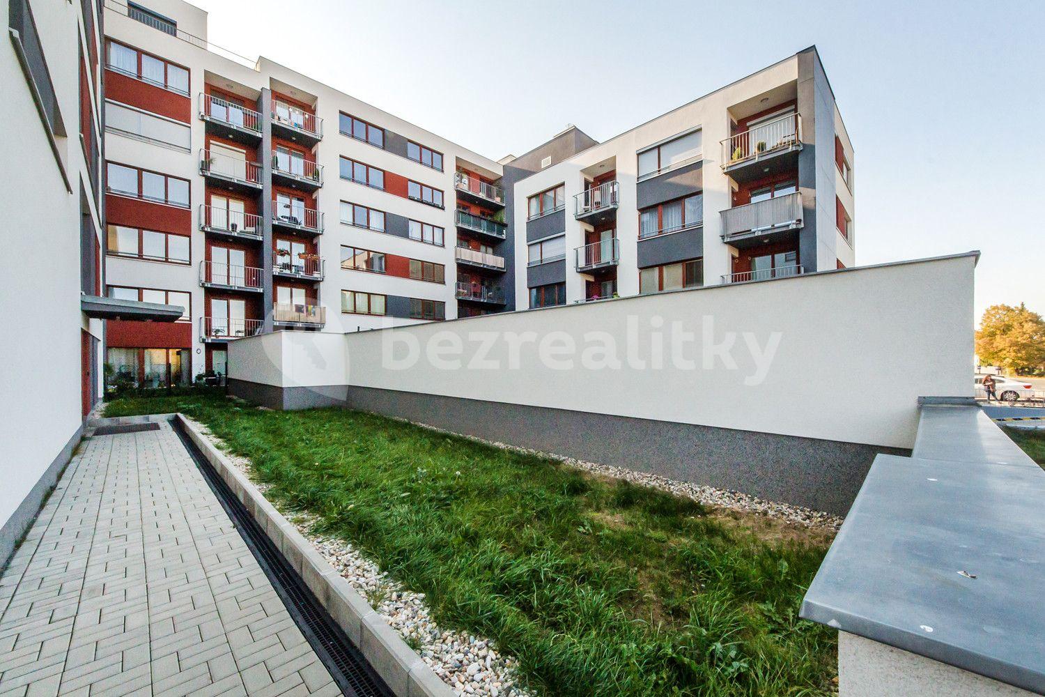 Prenájom bytu 2-izbový 65 m², Švehlova, Praha, Praha