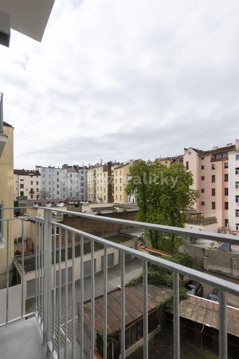 Prenájom bytu 2-izbový 47 m², Bořivojova, Praha, Praha