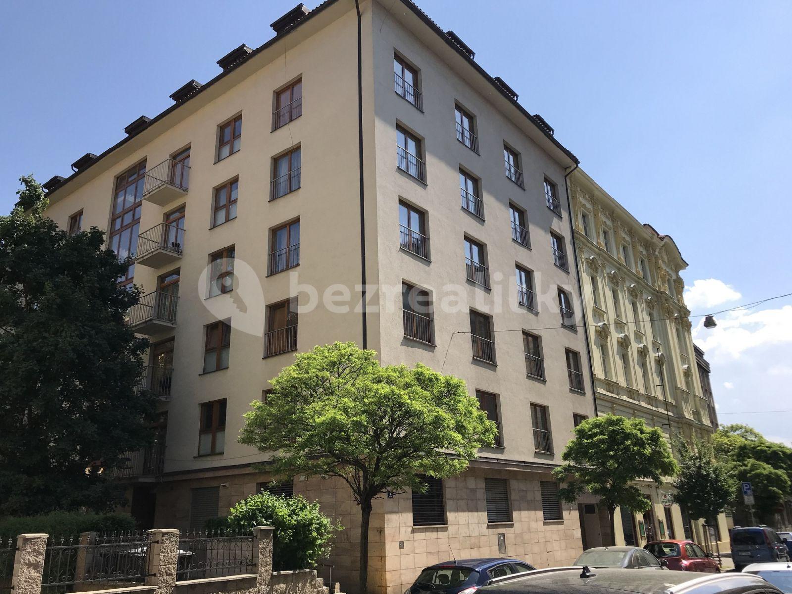 Prenájom bytu 2-izbový 60 m², Lublaňská, Praha, Praha