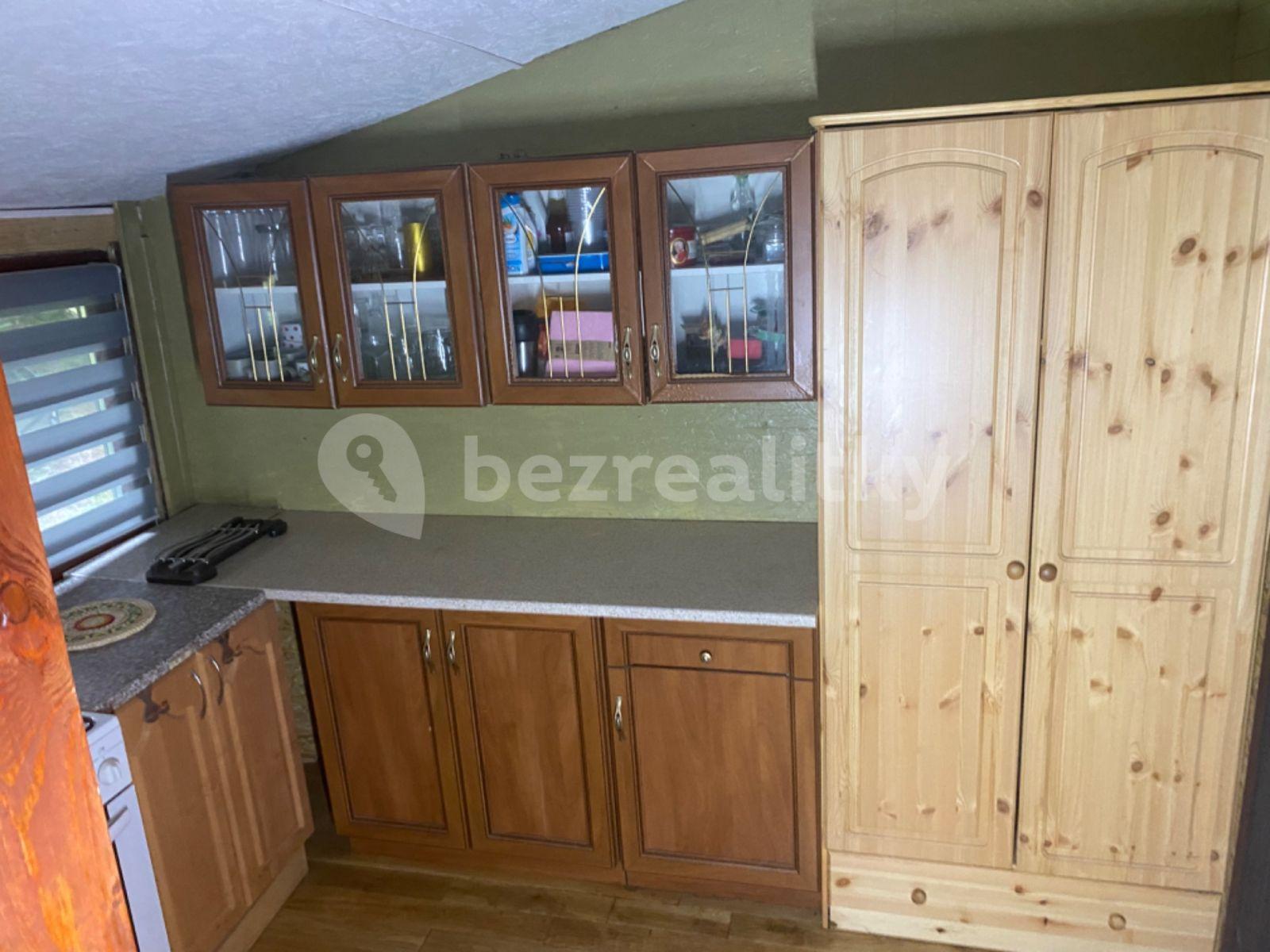 Predaj rekreačného objektu 28 m², pozemek 28 m², Horní Slavkov, Karlovarský kraj