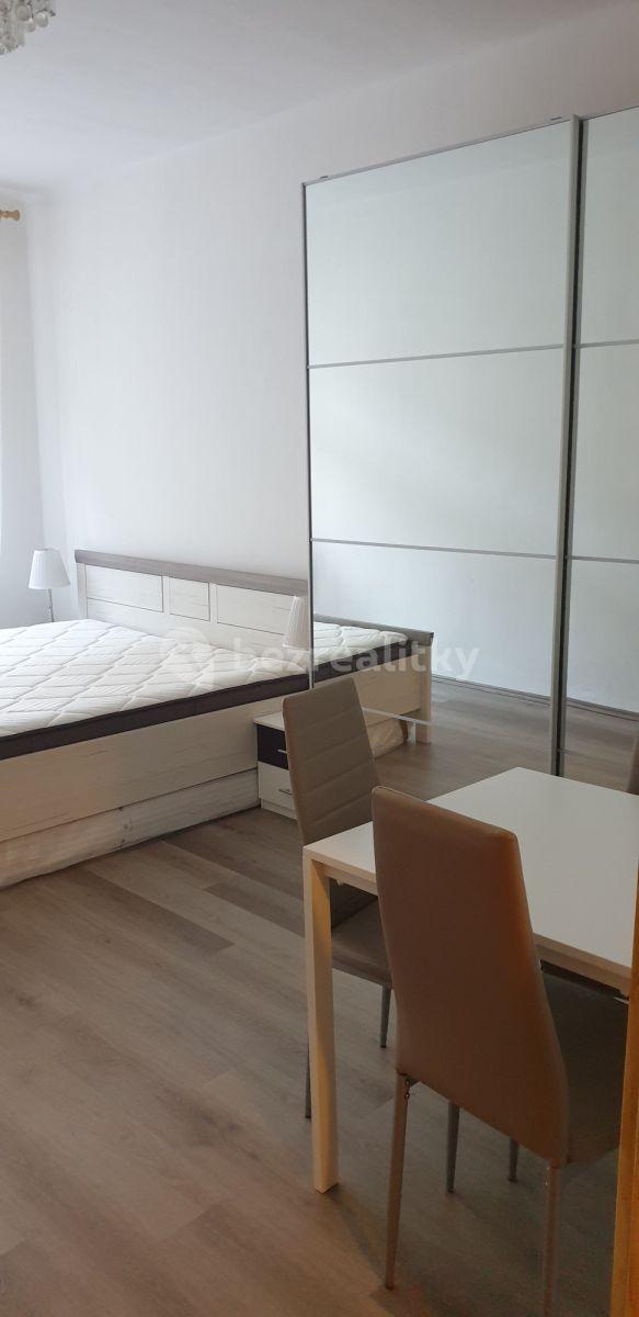 Prenájom bytu 2-izbový 56 m², Vltavská, Praha, Praha