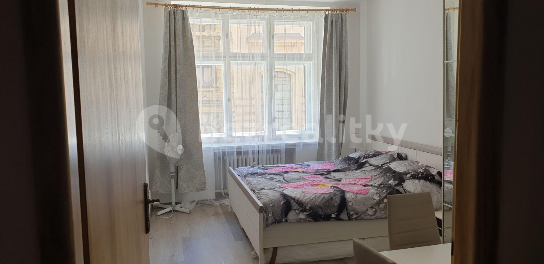 Prenájom bytu 2-izbový 56 m², Vltavská, Praha, Praha