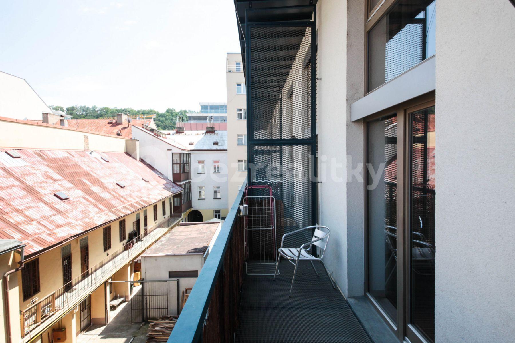 Prenájom bytu 5-izbový 142 m², Křižíkova a, Praha, Praha