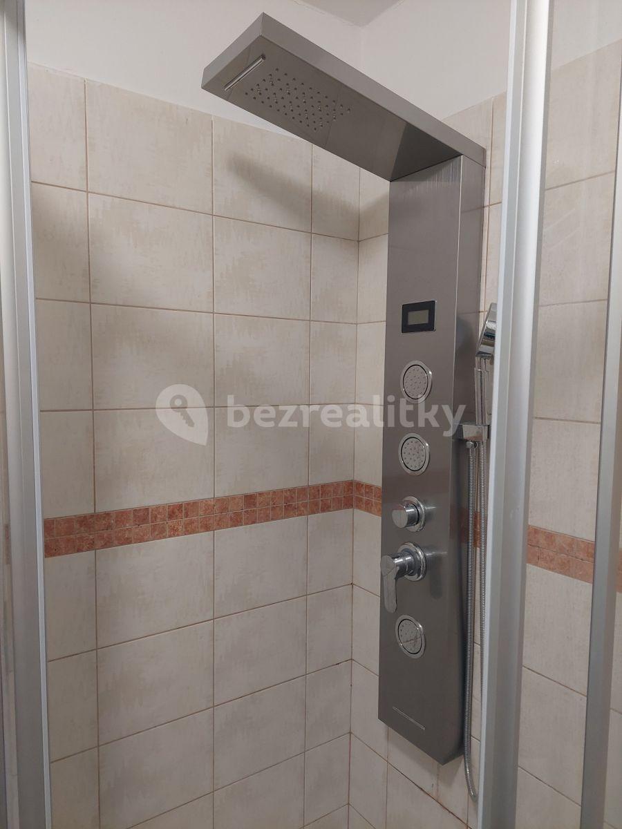 Prenájom bytu 2-izbový 60 m², U Sluncové, Praha, Praha