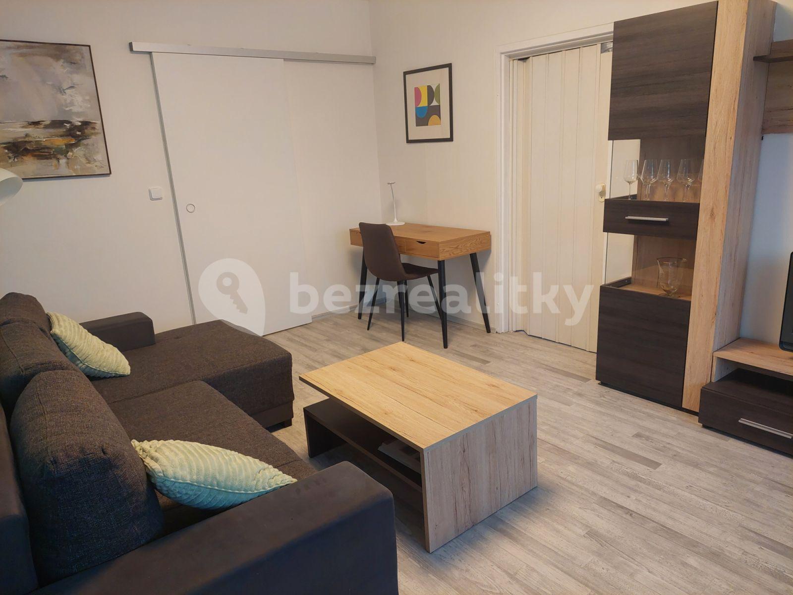 Prenájom bytu 2-izbový 60 m², U Sluncové, Praha, Praha