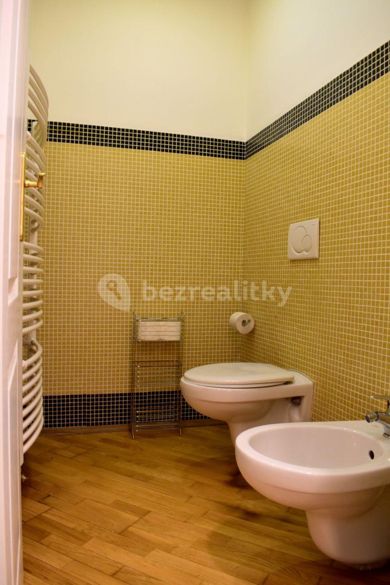 Prenájom bytu 1-izbový 60 m², Staropramenná, Praha, Praha