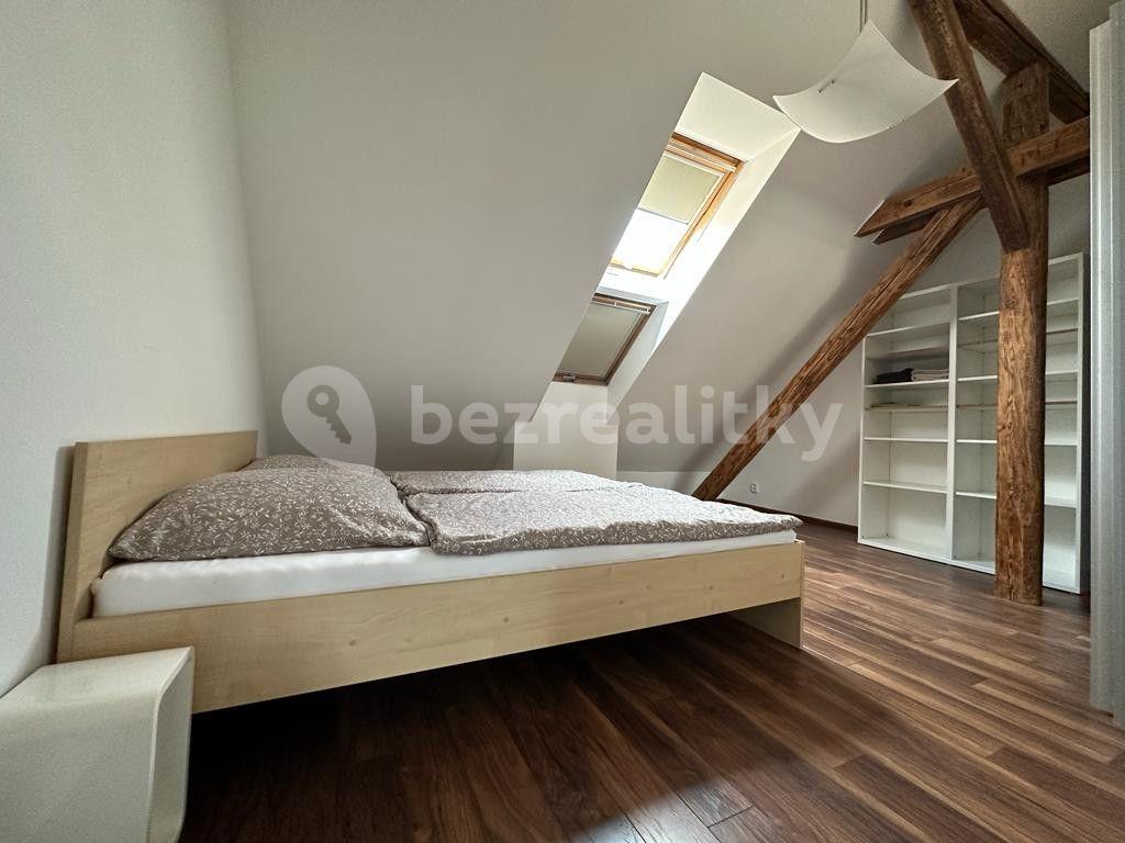 Prenájom bytu 2-izbový 56 m², Klapkova, Praha, Praha