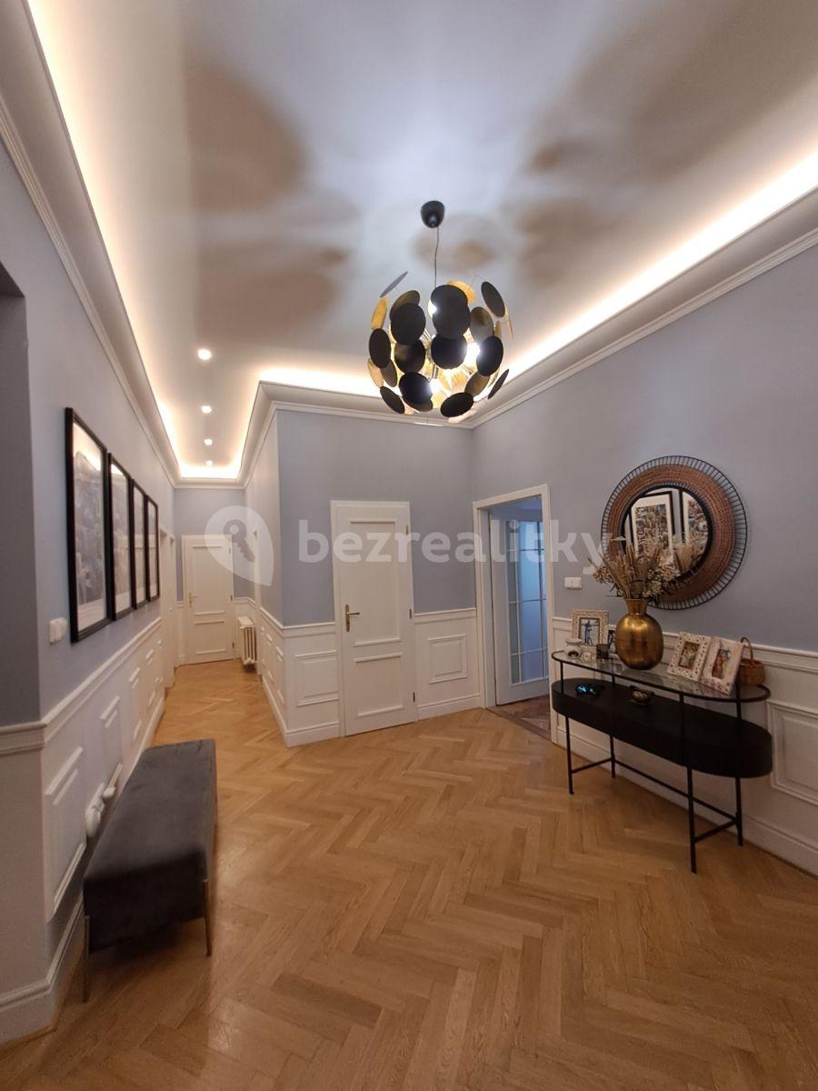 Predaj bytu 5-izbový 169 m², Sudoměřská, Praha, Praha