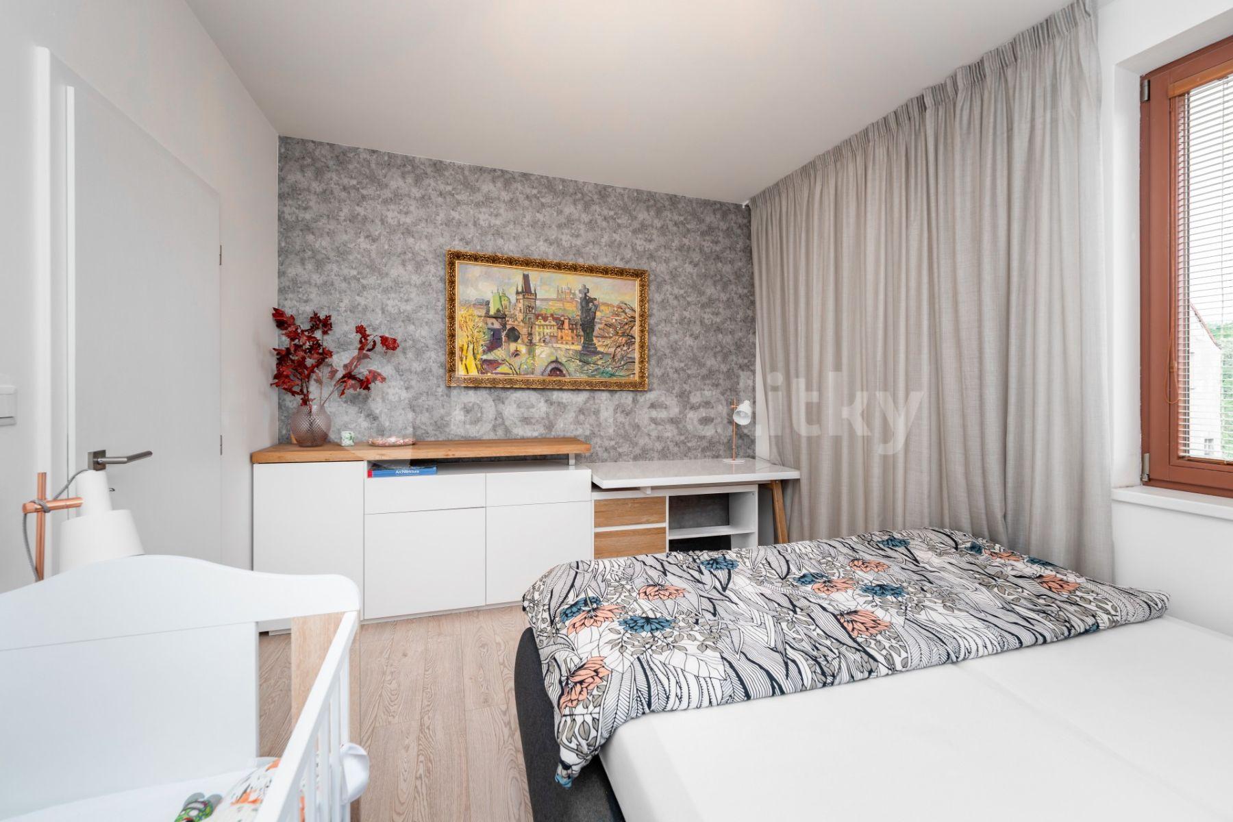 Predaj bytu 3-izbový 78 m², Ctiradova, Praha, Praha