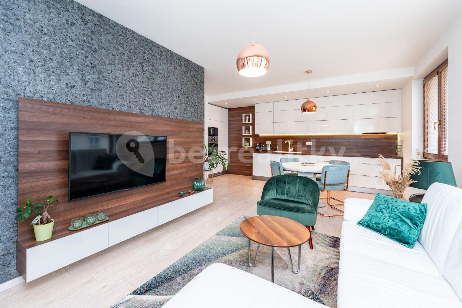 Predaj bytu 3-izbový 78 m², Ctiradova, Praha, Praha