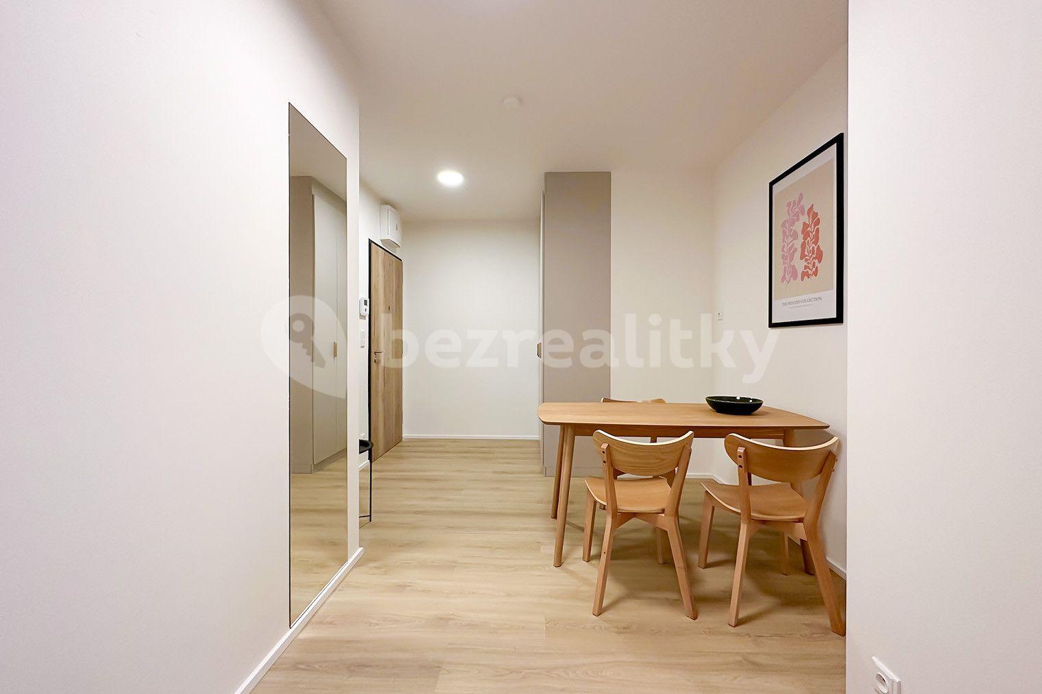 Prenájom bytu 2-izbový 63 m², U Pergamenky, Praha, Praha