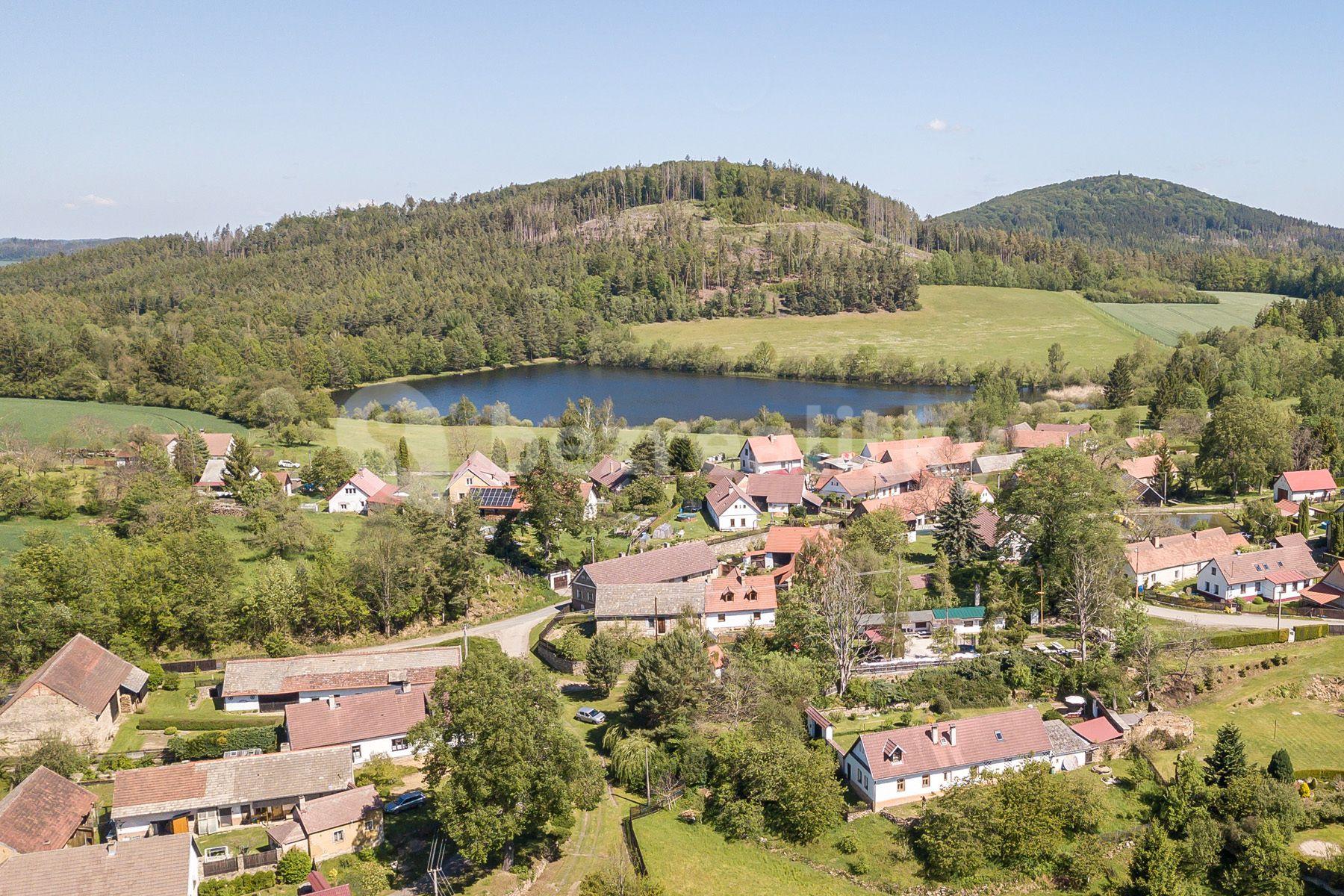 Predaj domu 200 m², pozemek 2.006 m², Býkovice, Louňovice pod Blaníkem, Středočeský kraj