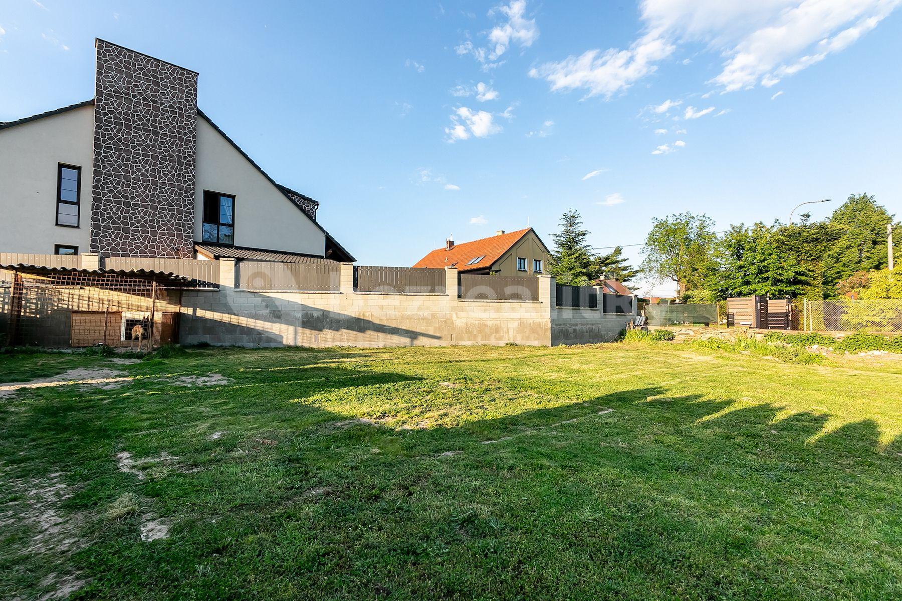 Predaj pozemku 615 m², Čestlická, Dobřejovice, Středočeský kraj