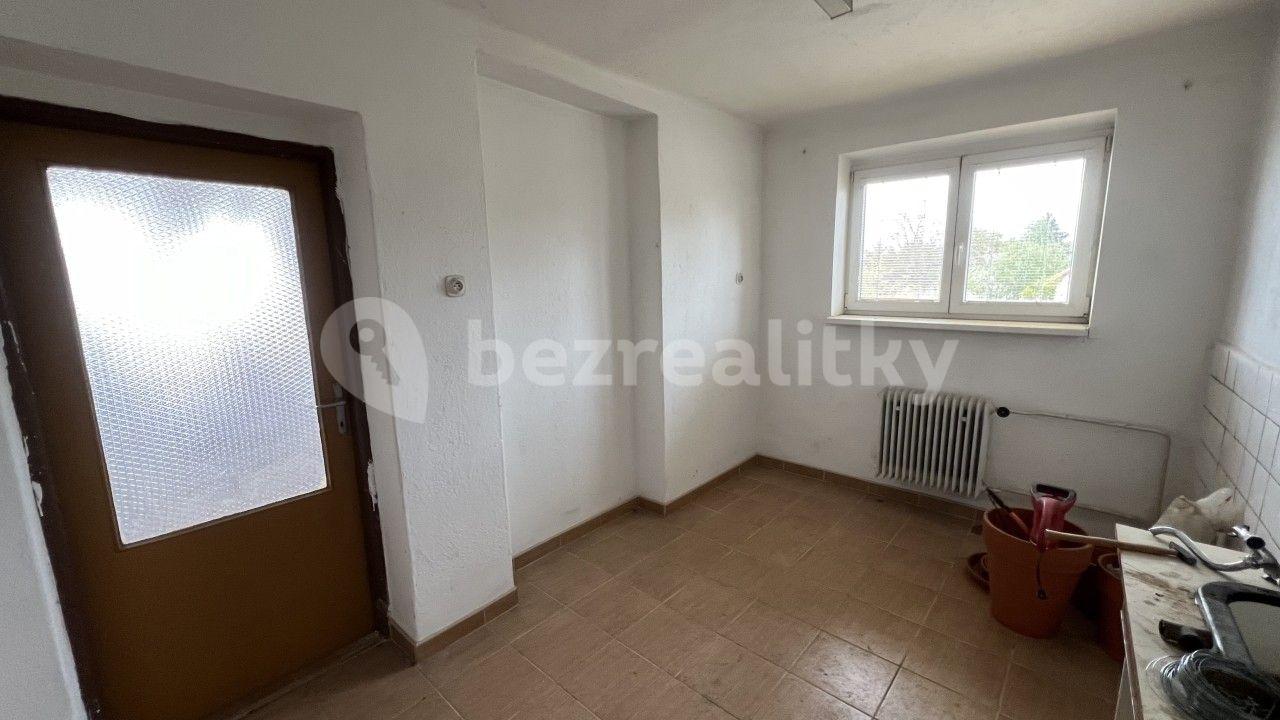 Predaj domu 220 m², pozemek 1.926 m², Chorušice, Středočeský kraj