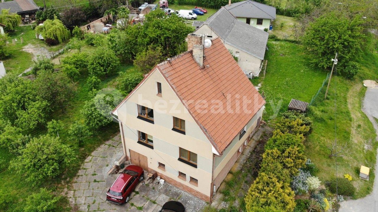 Predaj domu 220 m², pozemek 1.926 m², Chorušice, Středočeský kraj