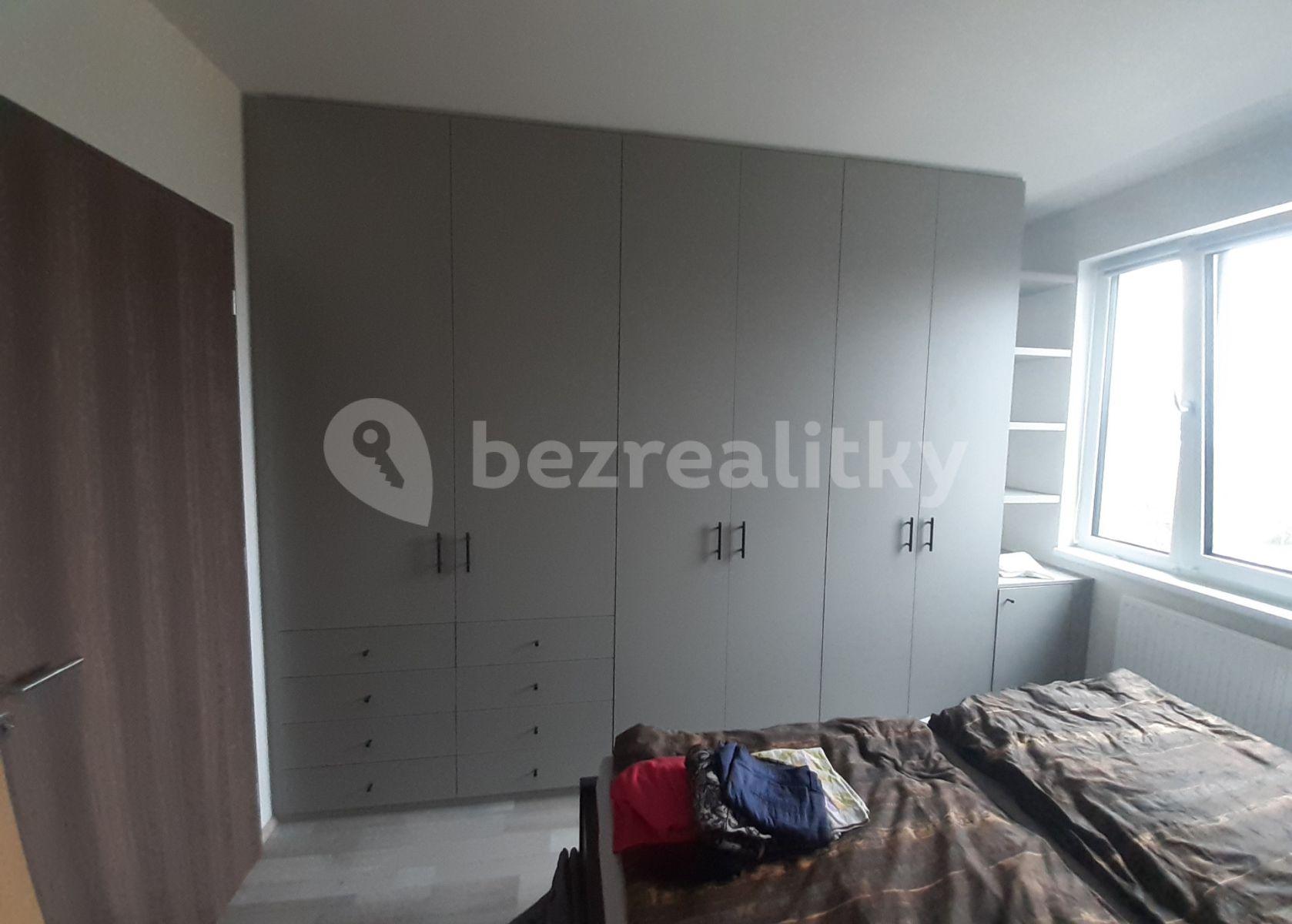 Predaj bytu 3-izbový 63 m², Zvěřinova, Praha, Praha