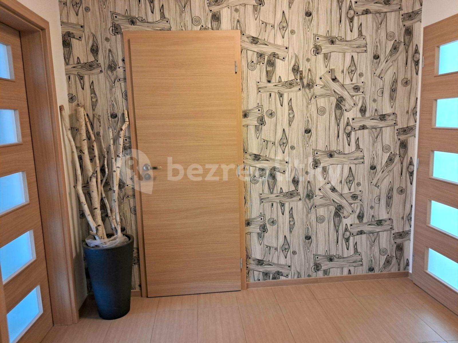 Prenájom bytu 2-izbový 76 m², Libušina, Roudnice nad Labem, Ústecký kraj