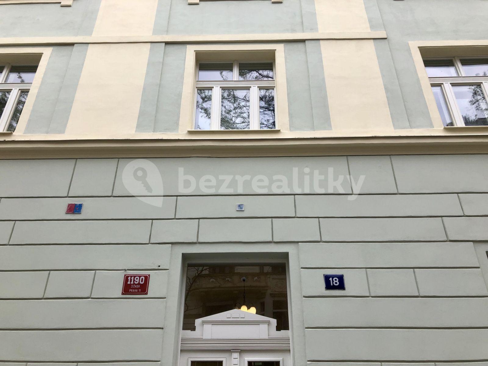 Prenájom bytu 1-izbový 29 m², Slavíkova, Praha, Praha