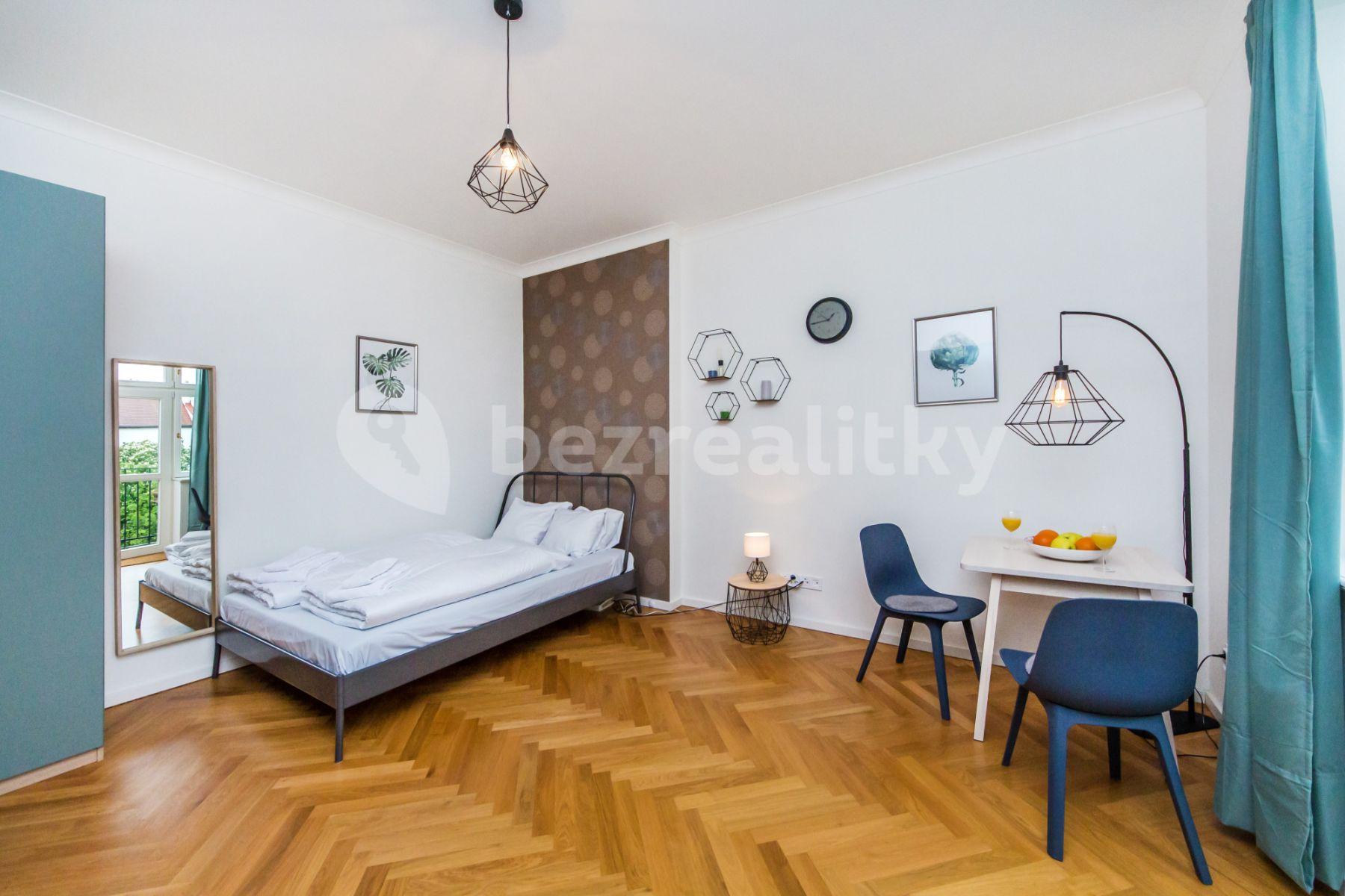 Prenájom bytu 1-izbový 29 m², Slavíkova, Praha, Praha