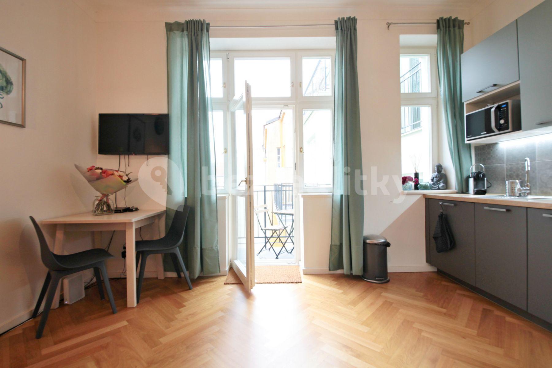 Prenájom bytu 1-izbový 29 m², Slavíkova, Praha, Praha