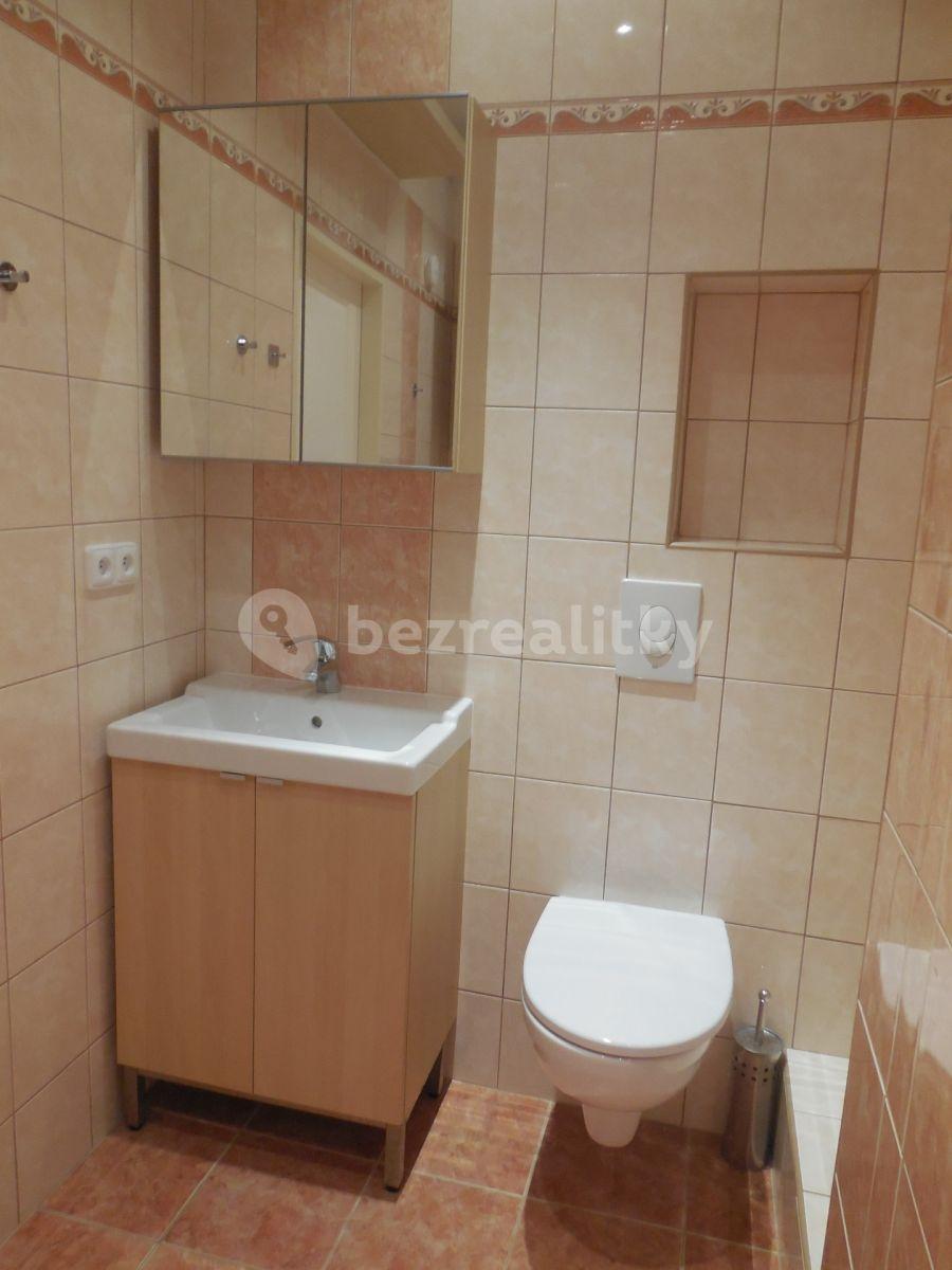 Prenájom bytu 2-izbový 82 m², Moravská, Praha, Praha