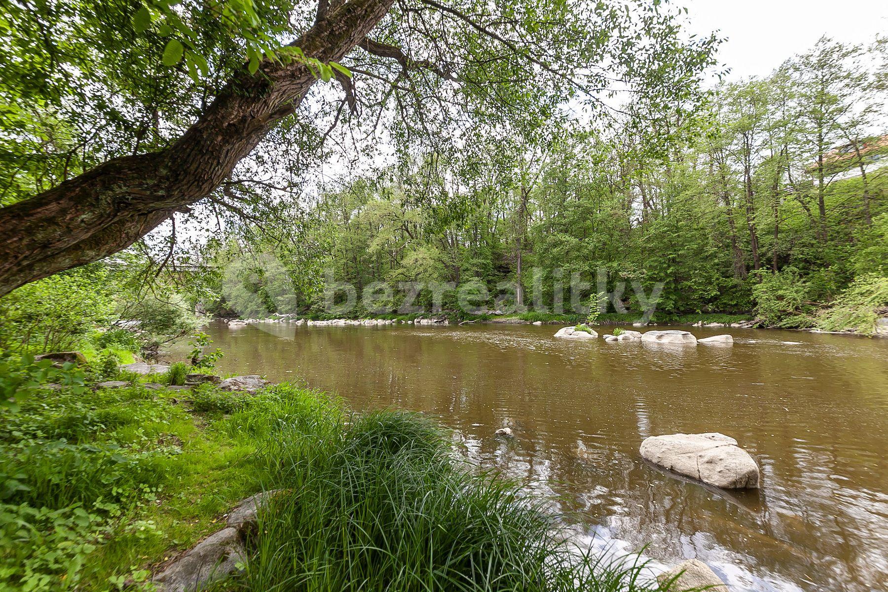 Predaj rekreačného objektu 16 m², pozemek 591 m², Krhanice, Krhanice, Středočeský kraj