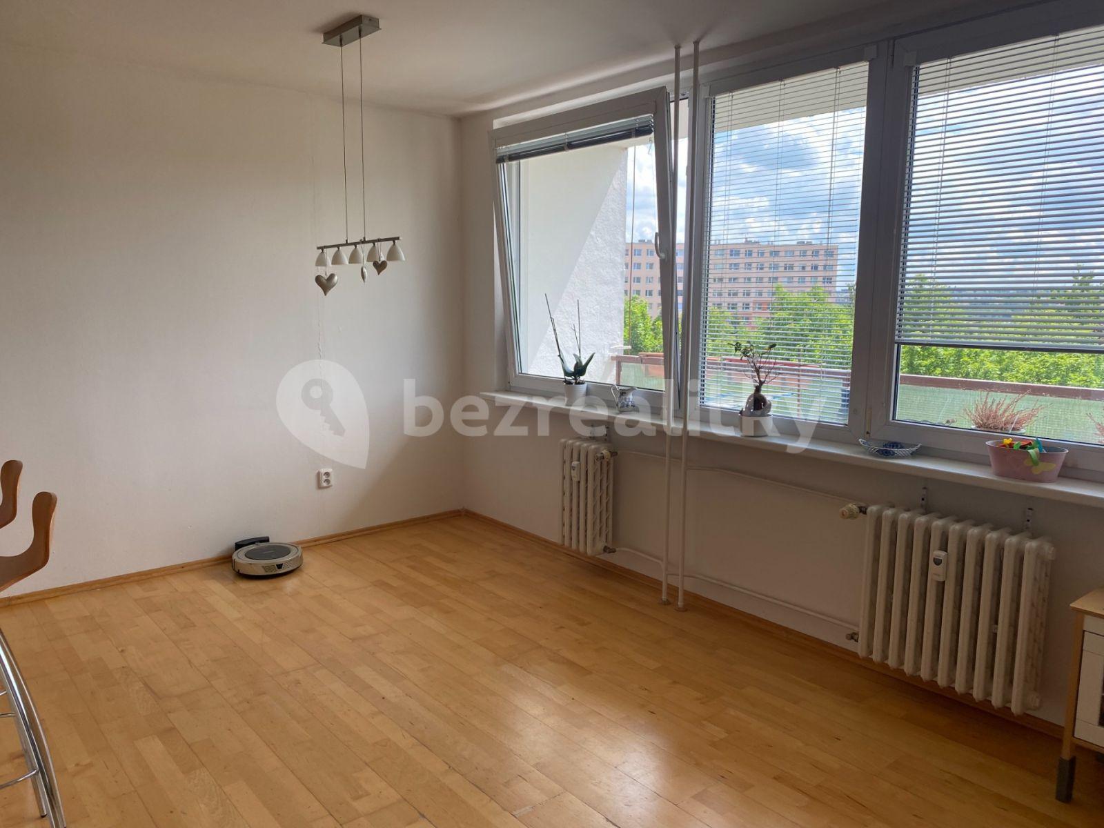 Prenájom bytu 3-izbový 73 m², Fingerova, Praha, Praha