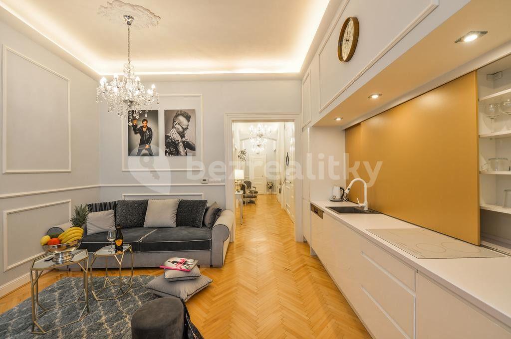 Prenájom bytu 2-izbový 80 m², Ve Smečkách, Praha, Praha