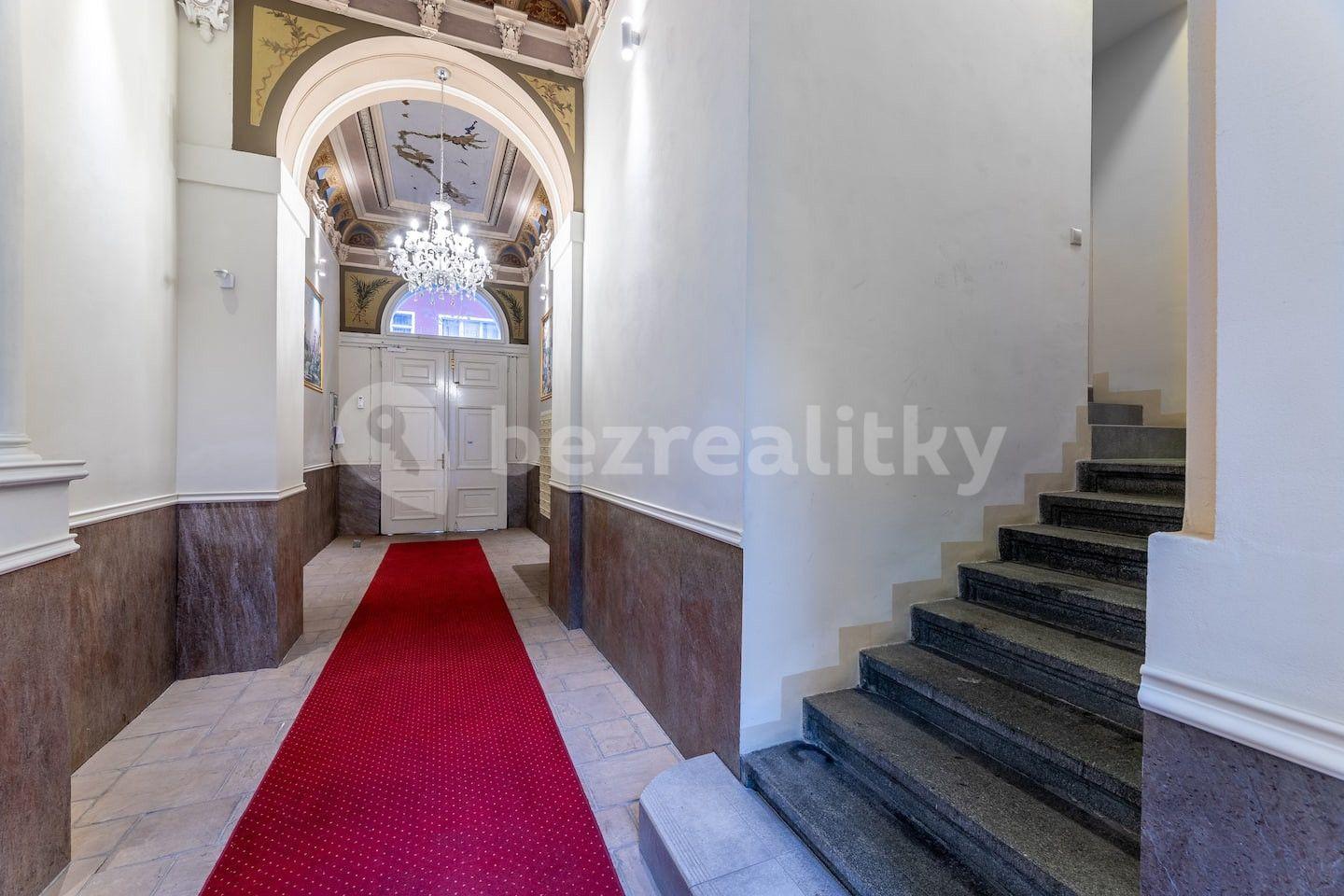 Prenájom bytu 1-izbový 24 m², Příčná, Praha, Praha