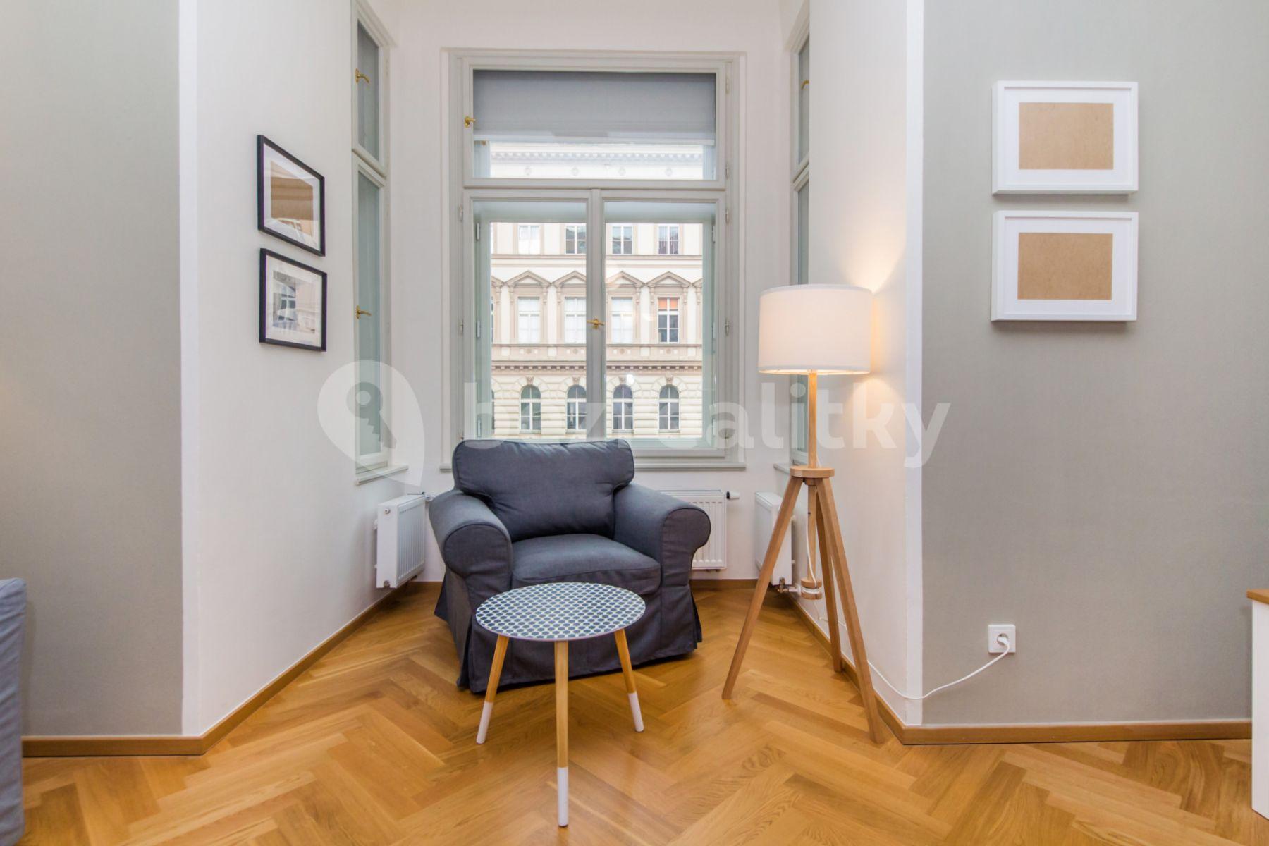 Prenájom bytu 2-izbový 60 m², Balbínova, Praha, Praha