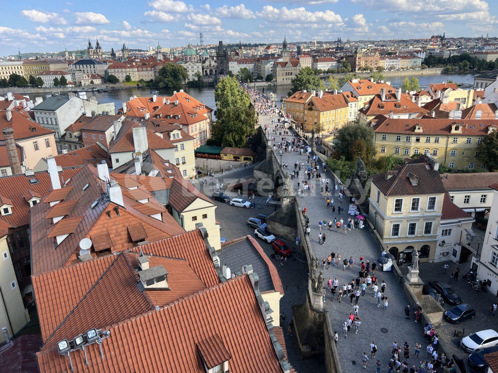 Prenájom bytu 2-izbový 40 m², Mostecká, Praha, Praha