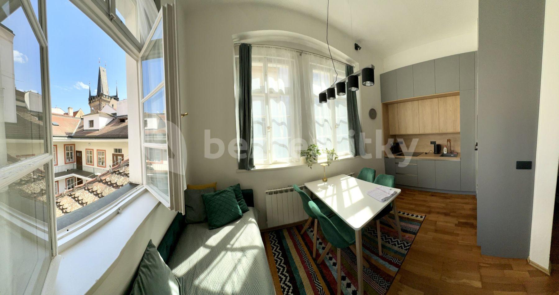 Prenájom bytu 2-izbový 40 m², Mostecká, Praha, Praha