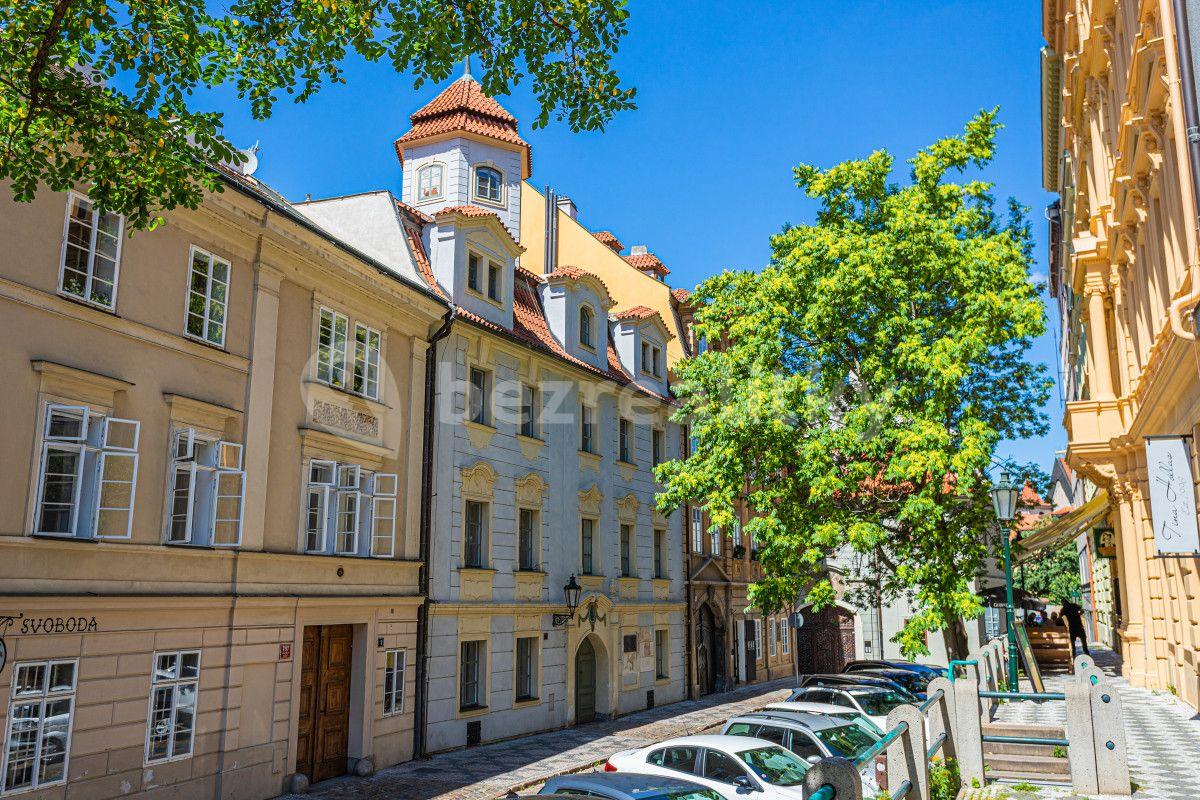 Prenájom bytu 2-izbový 50 m², U Obecního dvora, Praha, Praha