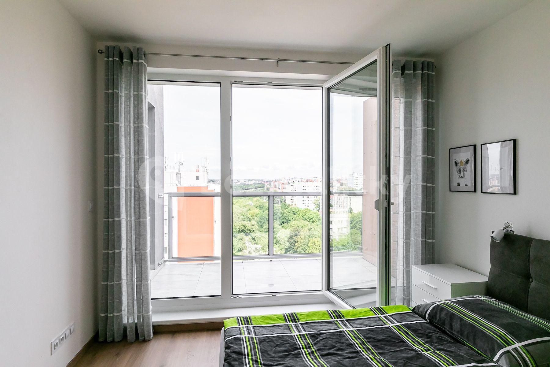 Predaj bytu 2-izbový 58 m², Choceradská, Praha, Praha