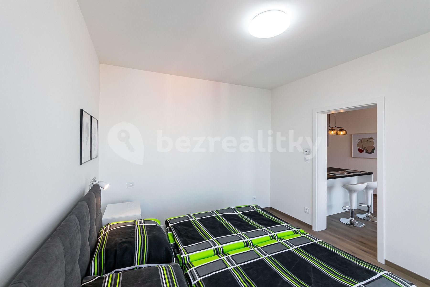 Predaj bytu 2-izbový 58 m², Choceradská, Praha, Praha