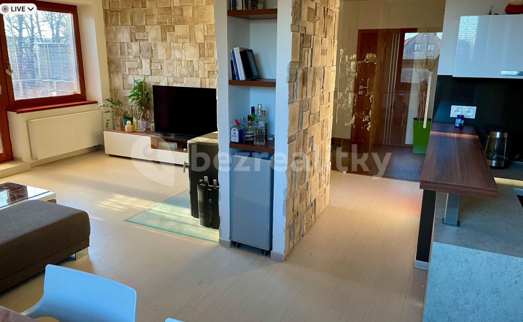 Predaj domu 239 m², pozemek 647 m², Nížkov, Kraj Vysočina