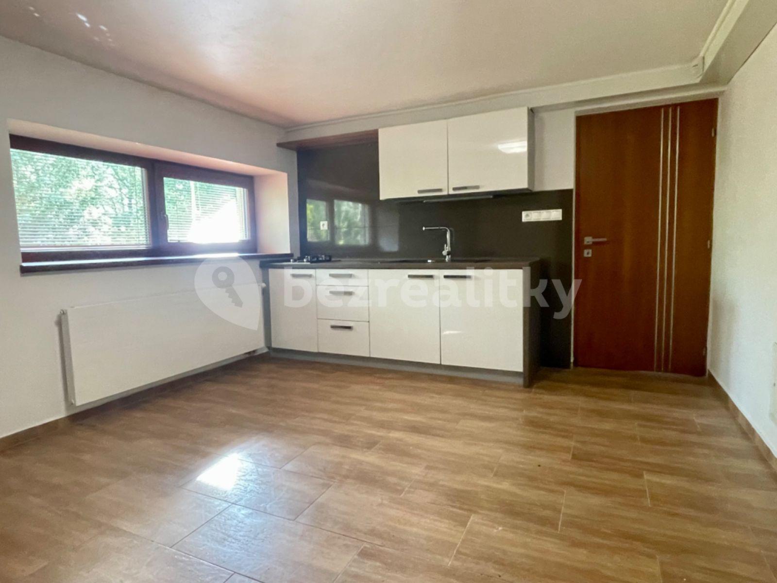 Predaj domu 239 m², pozemek 647 m², Nížkov, Kraj Vysočina