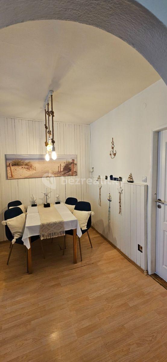 Predaj domu 204 m², pozemek 342 m², Javorová, Cheb, Karlovarský kraj