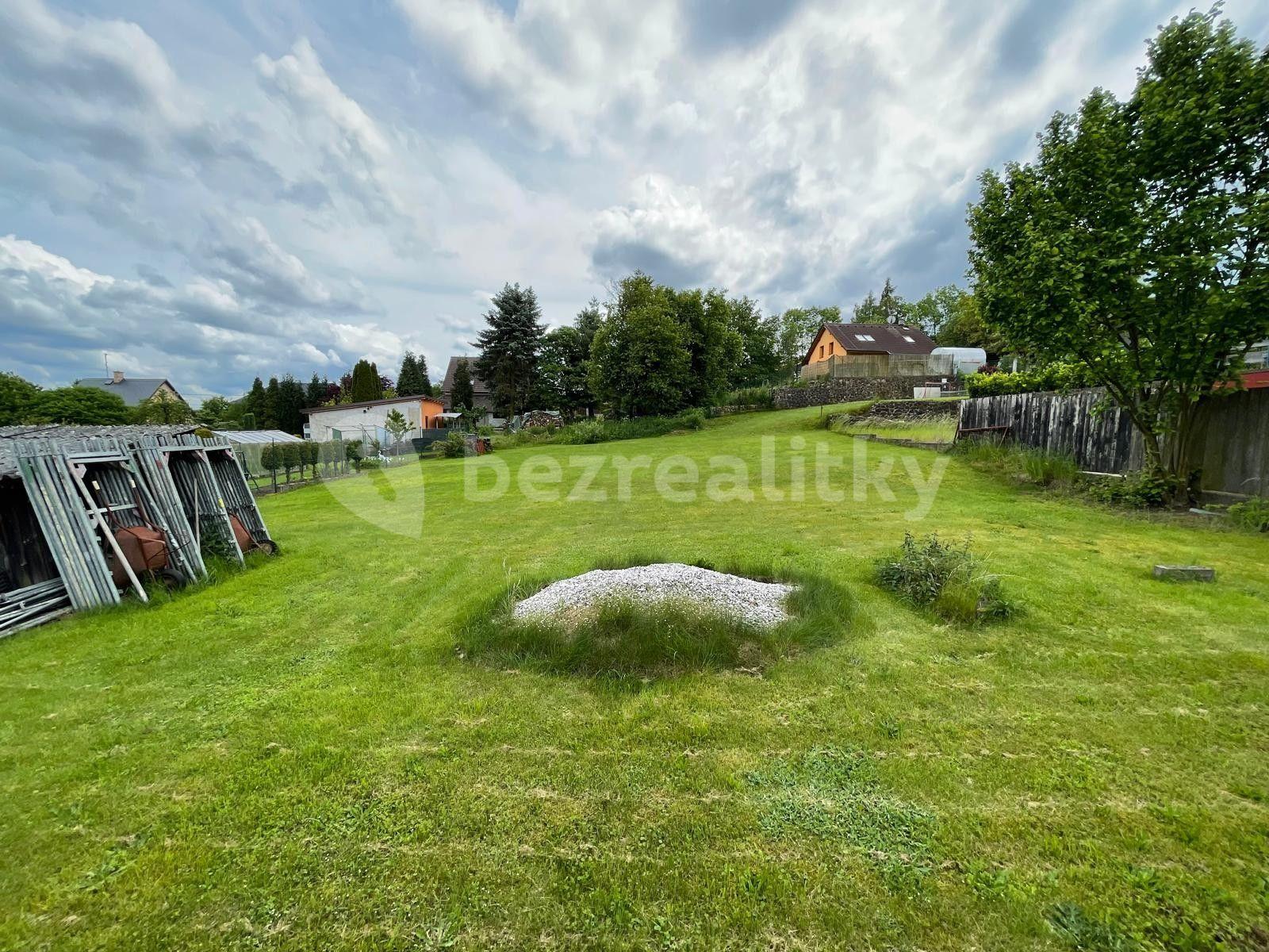 Predaj pozemku 800 m², Nová Role, Karlovarský kraj