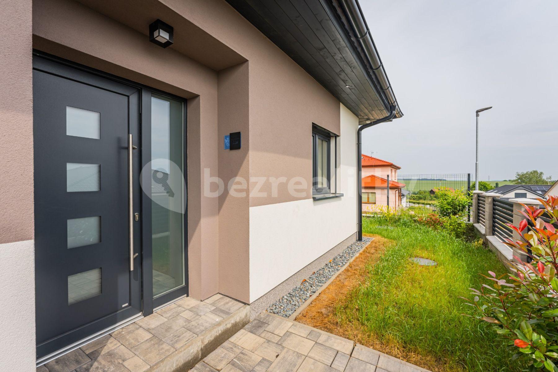 Predaj domu 149 m², pozemek 868 m², Tuřany, Středočeský kraj