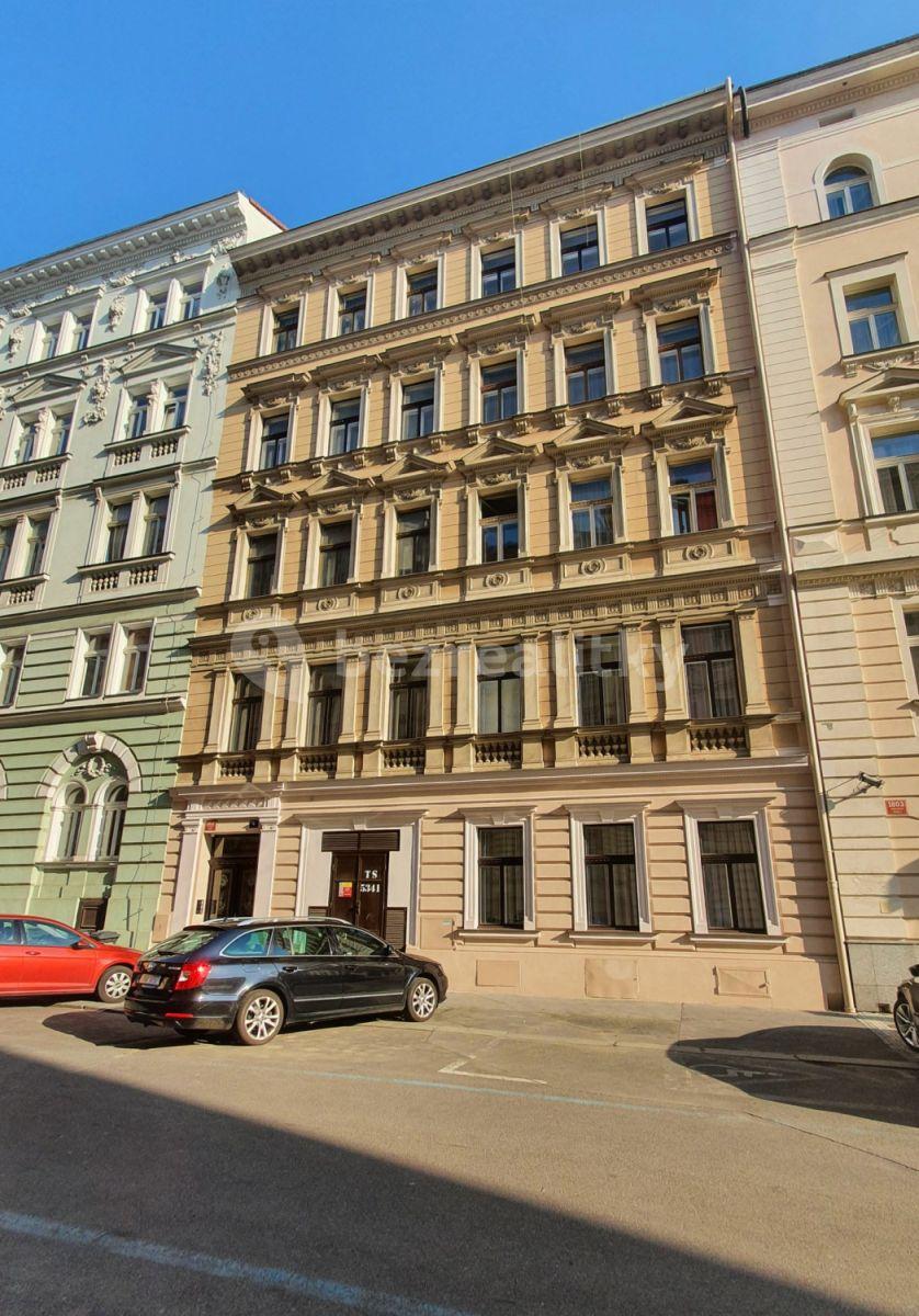 Prenájom bytu 1-izbový 24 m², Tyršova, Praha, Praha