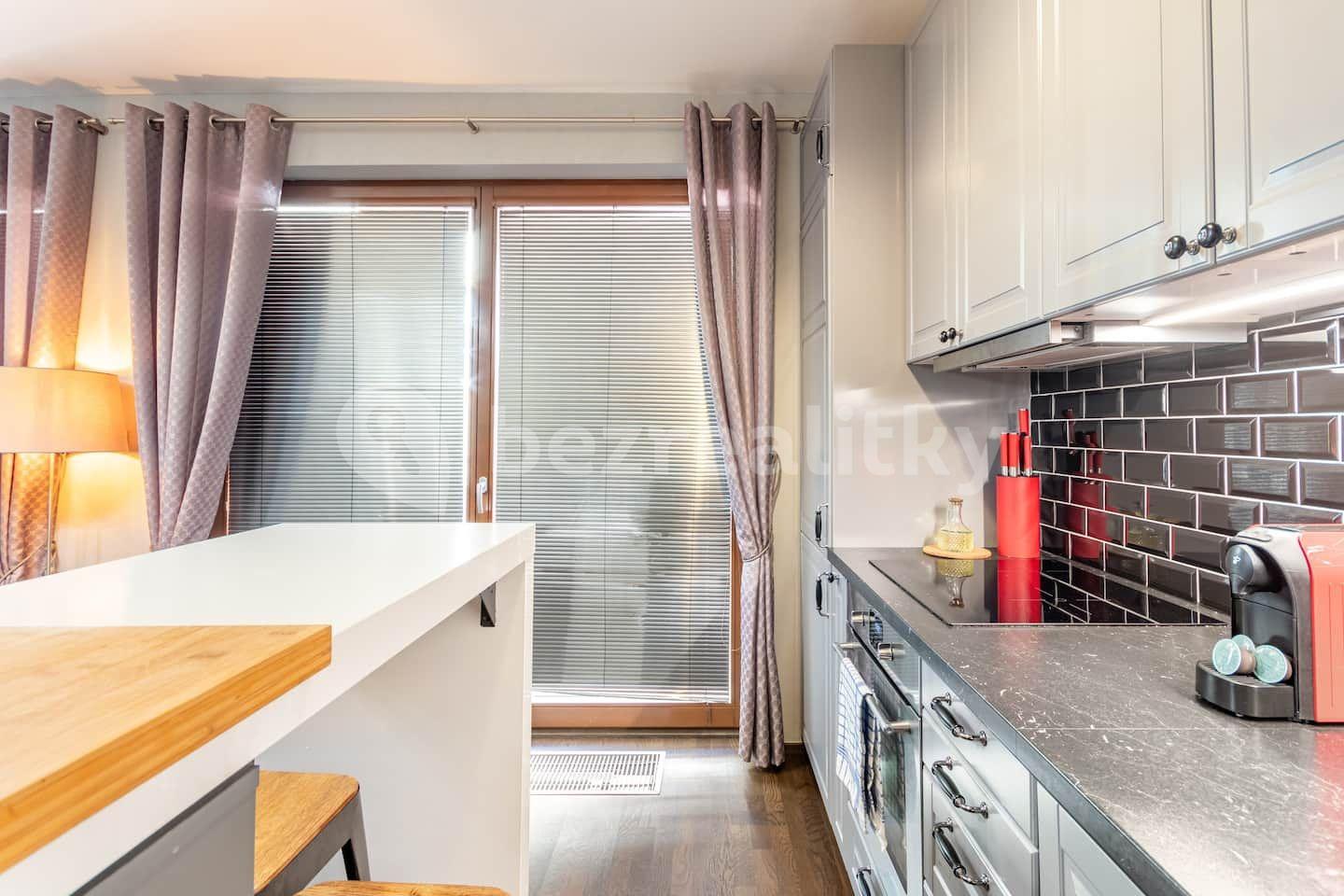 Prenájom bytu 1-izbový 39 m², Mozartova, Praha, Praha