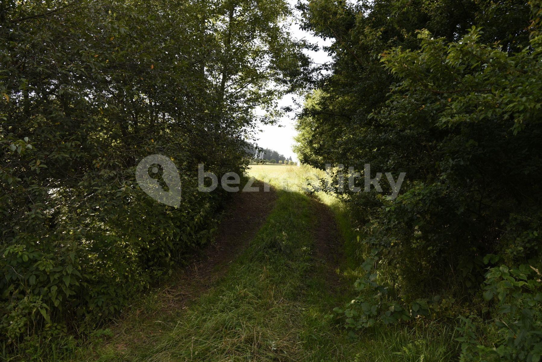 Predaj pozemku 10.911 m², Bohuňov, Pardubický kraj