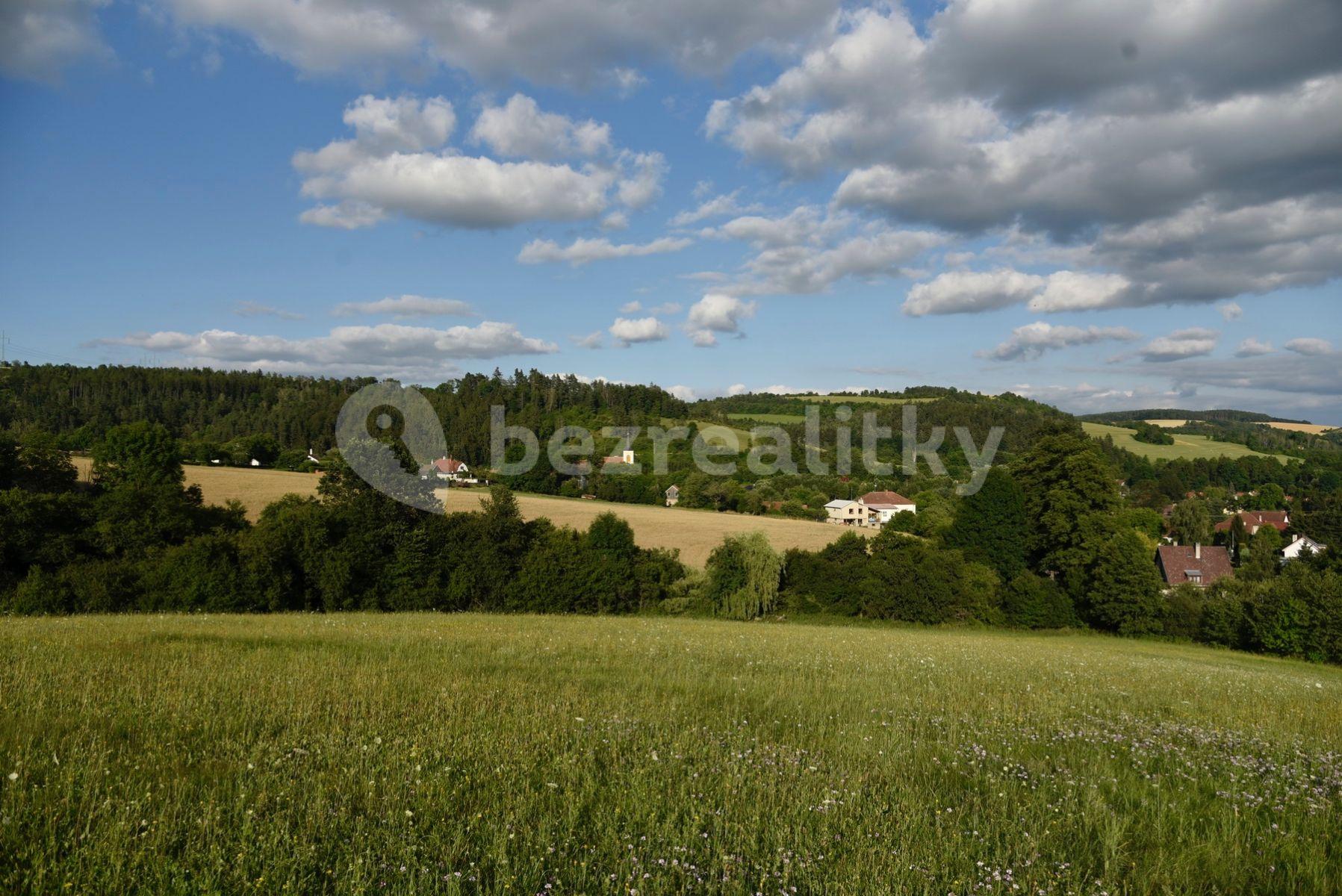 Predaj pozemku 10.911 m², Bohuňov, Pardubický kraj