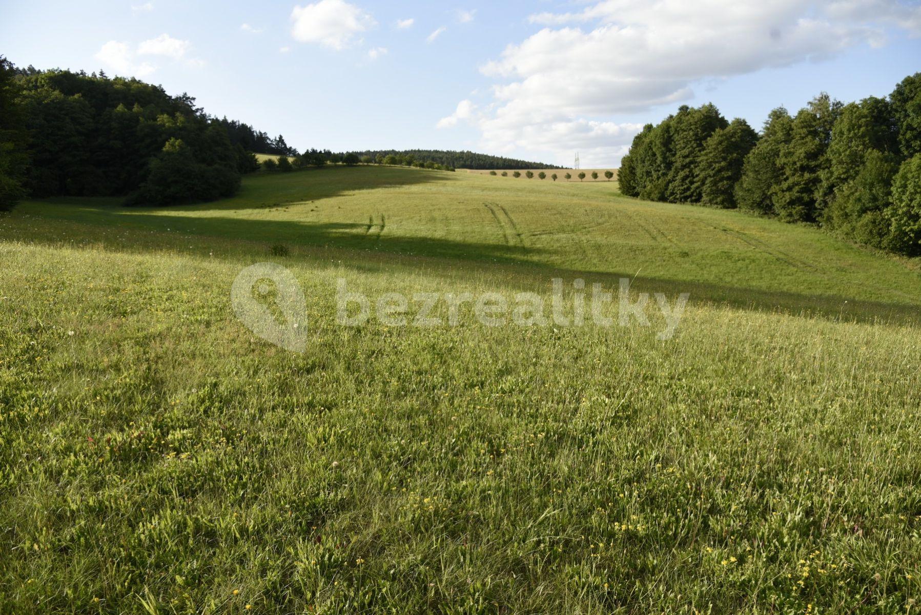 Predaj pozemku 10.911 m², Bohuňov, Pardubický kraj